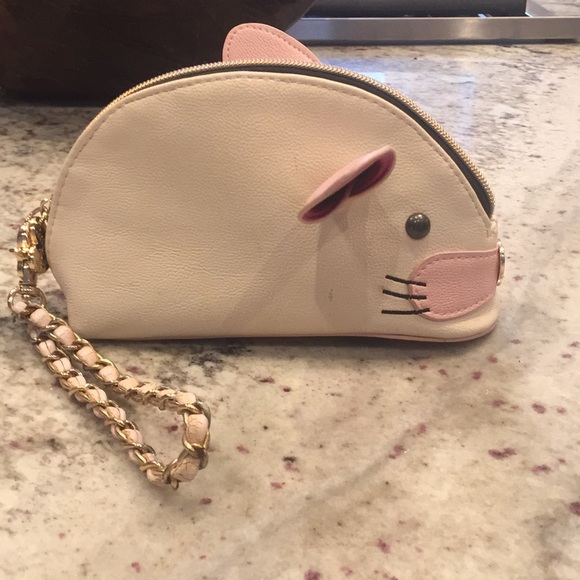 Betsy Johnson mouse clutch - Picture 4 of 5